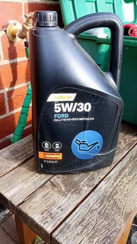 Photo of free 5W/30 Ford Oil (Shiregreen S5) #1