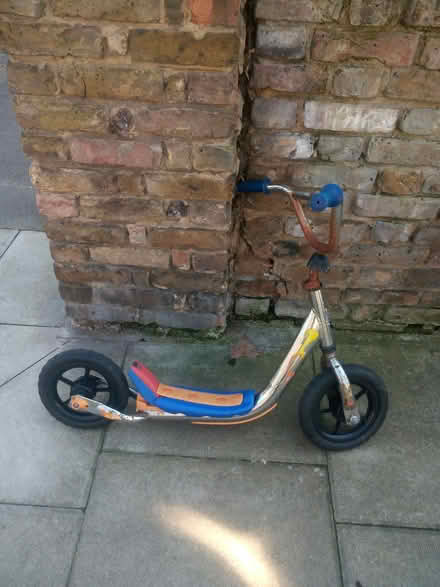 Photo of free Child scooter (Lower Holloway N7) #1