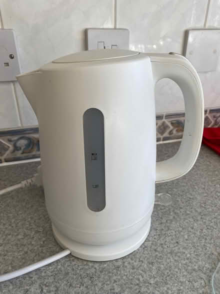 Photo of free Small electrical items (Pass Courtyard LE65) #1