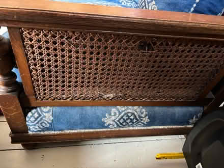 Photo of free Sofa and 2 chairs (Wimbledon, near station) #3