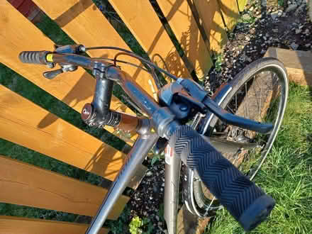 Photo of free Giant Escape 3 XL Hybrid bike (Kendal LA9) #2