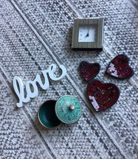 Photo of free Decorative mirror, clock, Love sign; ornaments (Oakridge RG21) #1