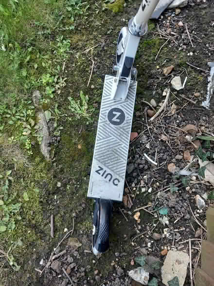 Photo of free White scooter (Southend on Sea SS1) #3