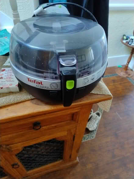 Photo of free Tefal air fryer (Forest Hill SE23) #1