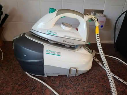 Photo of free Steam iron (Eltham SE9) #4