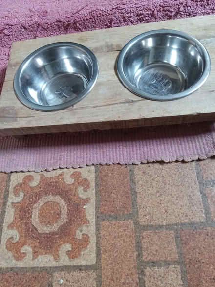 Photo of free 2 pet bowls and wooden support (193 Sylvan St, Malden, MA) #1