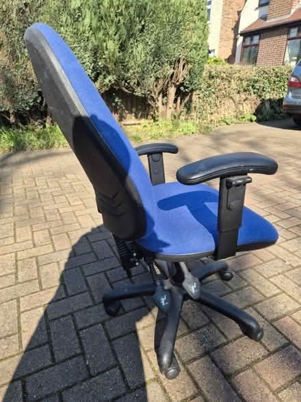 Photo of free office chair high-back (Ng9 7hb) #2
