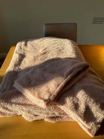 Photo of free Double pink fleece duvet cover (Earley RG6) #1