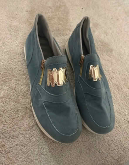 Photo of free Ladies size 7 trainers (Wheatley Bracknell RG12) #1