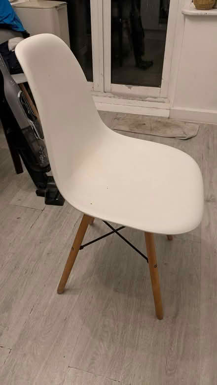 Photo of free 4 chairs grey and white (E10) #1