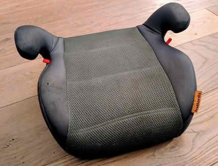 Photo of free Class 3 booster seat (X3) (St Albans AL1) #1