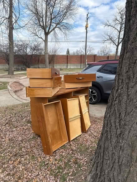Photo of free Wood dresser (Oak park) #1