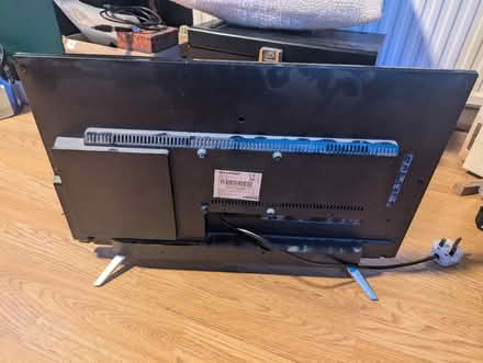 Photo of free Sharp 24 Inch LED TV, built-in DVD (Harmans Water RG12) #2