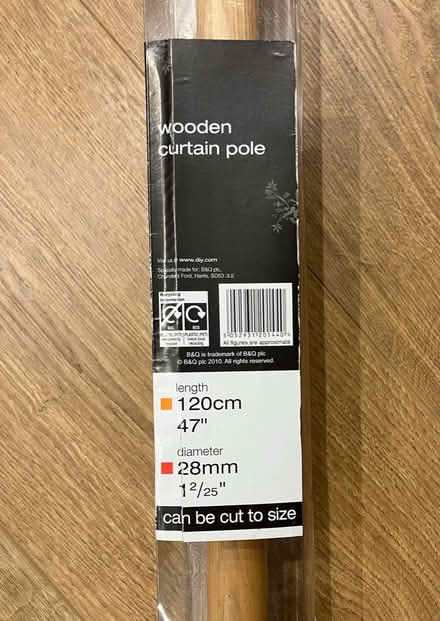 Photo of free Wooden curtain pole 120cm (Hitchin SG4 7SN) #2