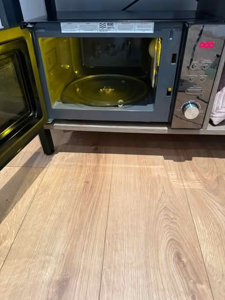 Photo of free Russell Hobbs Microwave (Fulham, SW6) #4