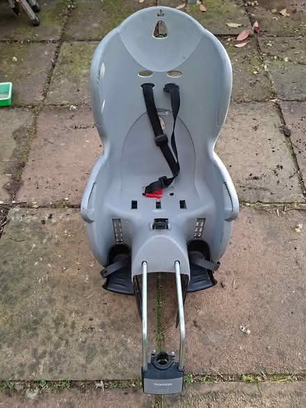 Photo of free Hamax child bike seat (Uxbridge UB8) #1
