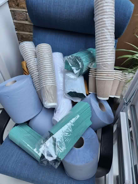 Photo of free Paper towels and reusable cups (Shoreditch E2) #1