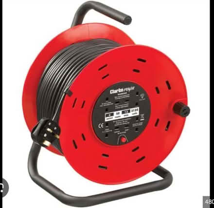 Photo of extension lead 3m minimum (Alcester Lanes End B14) #2