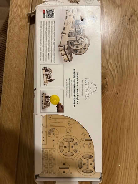 Photo of free UGEARS wooden construction kit -pneumatic machine (Caldecott OX14) #1