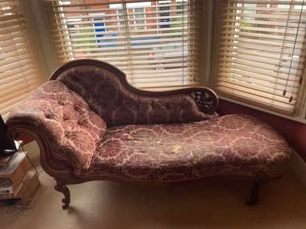 Photo of free Victorian chaise longue (NR2) #1