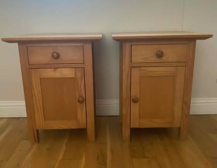 Photo of free Bedside cabinets (a pair) (Jordanhill G14) #1