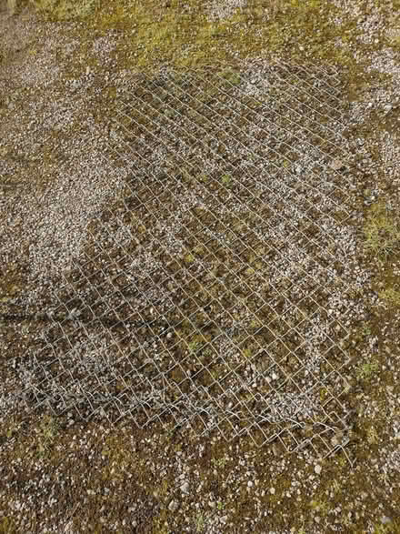 Photo of free Chain link fencing (Howe LA8) #2