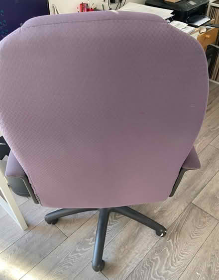 Photo of free Office swivel chair (Aldwick PO21 3**) #4