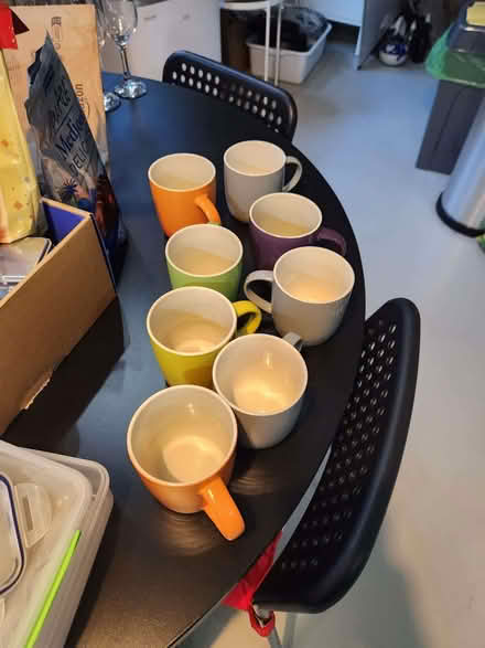 Photo of free Mugs (Shoreditch E2) #1
