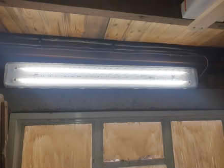 Photo of free 4ft fluorescent double batten light (Blackwood NP12) #1