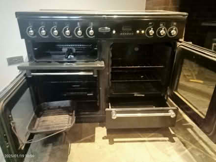 Photo of free Rangemaster Gas Cooker and hood (Habberley SY5) #2