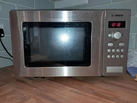 Photo of free Bosch microwave (KT3 3 New Malden) #1