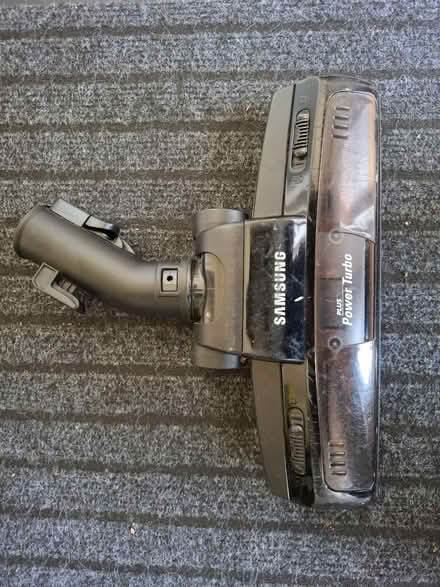 Photo of free Samsung vacuum cleaner head (Thatcham RG18) #1