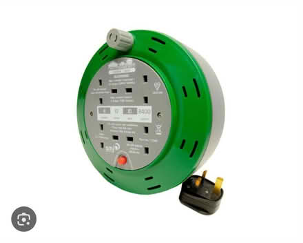 Photo of extension lead 3m minimum (Alcester Lanes End B14) #1