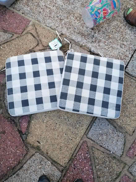 Photo of free Tie on garden seat cushions (Langney BN23) #1