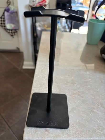 Photo of free Headphone stand (Evanston (Green Bay & Emerson)) #2