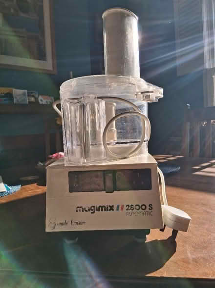 Photo of free 30 year old Magimix processor (Stroud Green N4) #1