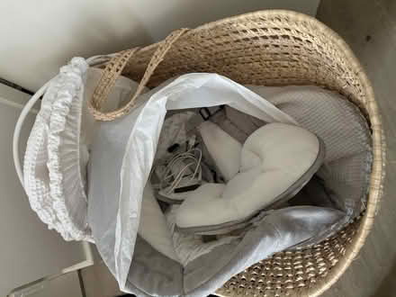 Photo of free Moses basket with new matress (Sydenham SE26) #2