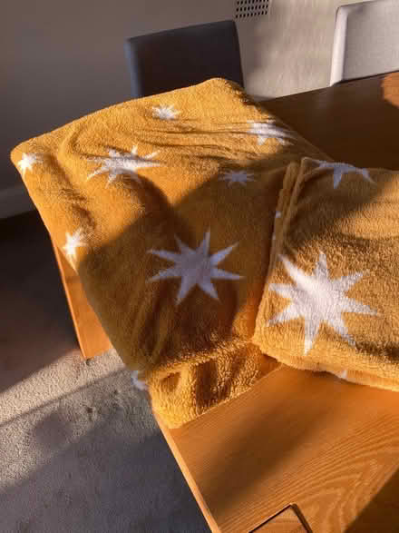 Photo of free Single fleece duvet cover (Earley RG6) #1