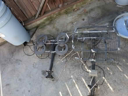 Photo of free Rooftop Antenna (Midwickhill) #1