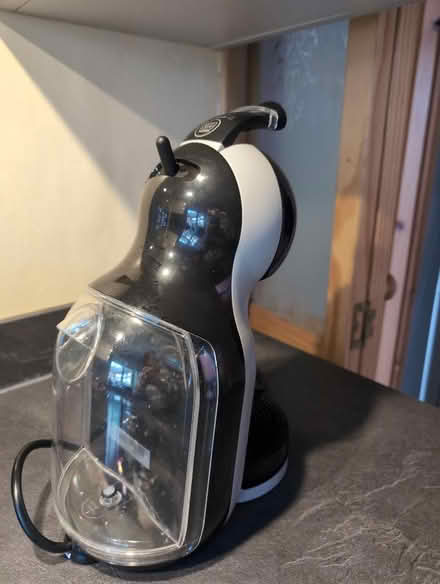 Photo of free Nescafé Dolce Gusto coffee machine (Saltney CH4) #3