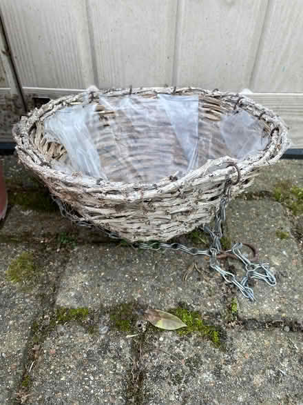 Photo of free Plastic plant pots and small hanging basket (Poringland NR14) #3