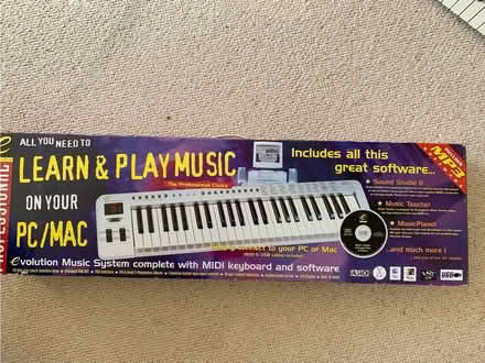 Photo of free Midi keyboards (Wrington BS40) #2