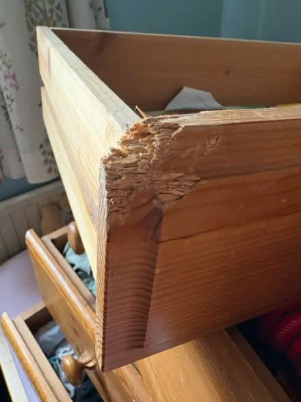 Photo of free Chest of drawers (Turnpike Lane, N22) #2