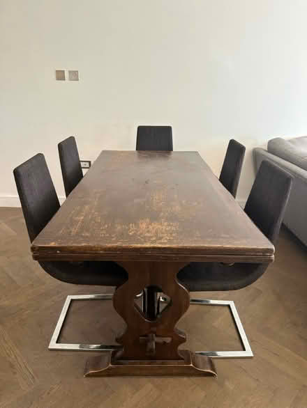 Photo of free Extendable table and chairs (SW2) #1