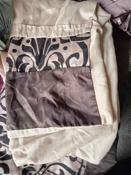 Photo of free 2 x double quilt cover,& curtains (Preston lancs PR2) #3