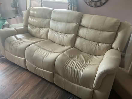 Photo of free 3 seater settee (Brize Norton) #2