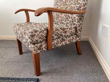 Photo of free Vintage comfortable armchair (SE21) #3