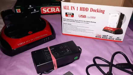Photo of free Docking station for hard disks (IDE and SATA) (Merton Rise RG24) #3