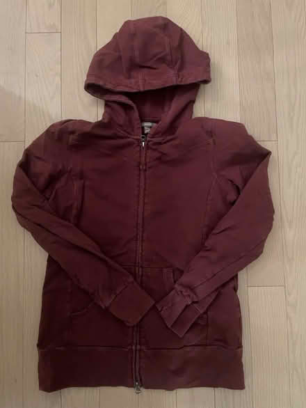 Photo of free Girls XL Jacob zip hoodie (Kennedy/16th in Markham) #1