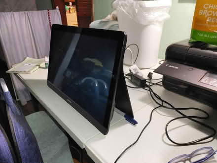Photo of free Samsung Android Tablet (West seattle admiral) #2